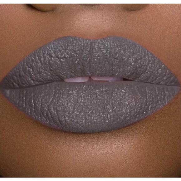 Jeffree Star Velvet Trap Grave Digger Gray Grey Matte Lipstick New In Box - Picture 1 of 7